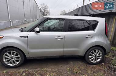 Позашляховик / Кросовер Kia Soul 2018 в 