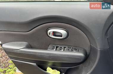 Позашляховик / Кросовер Kia Soul 2018 в 
