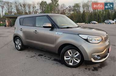 Позашляховик / Кросовер Kia Soul 2018 в 
