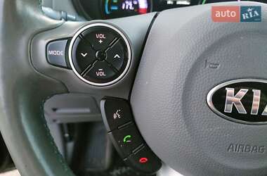 Позашляховик / Кросовер Kia Soul 2018 в 