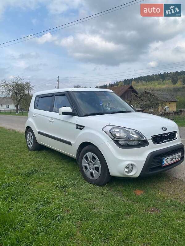Внедорожник / Кроссовер Kia Soul 2013 в 