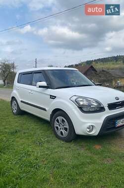 Внедорожник / Кроссовер Kia Soul 2013 в 