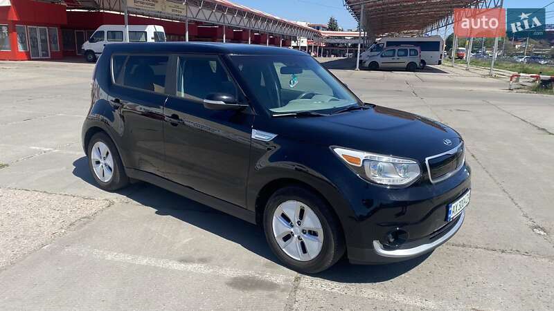 Позашляховик / Кросовер Kia Soul 2016 в Харкові