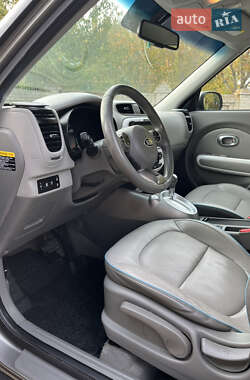 Внедорожник / Кроссовер Kia Soul 2014 в 