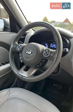 Внедорожник / Кроссовер Kia Soul 2014 в 