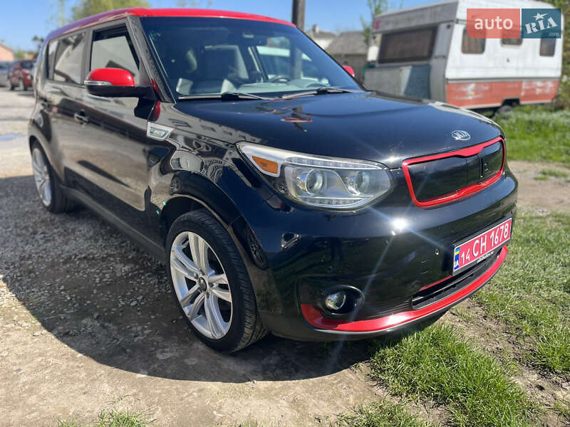Внедорожник / Кроссовер Kia Soul 2015 в 