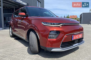 Позашляховик / Кросовер Kia Soul 2020 в 