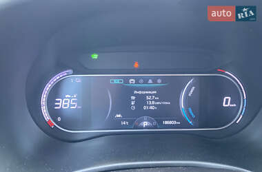 Позашляховик / Кросовер Kia Soul 2020 в 