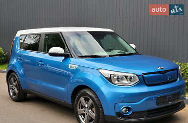Позашляховик / Кросовер Kia Soul 2017 в 