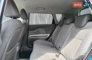 Позашляховик / Кросовер Kia Soul 2017 в 