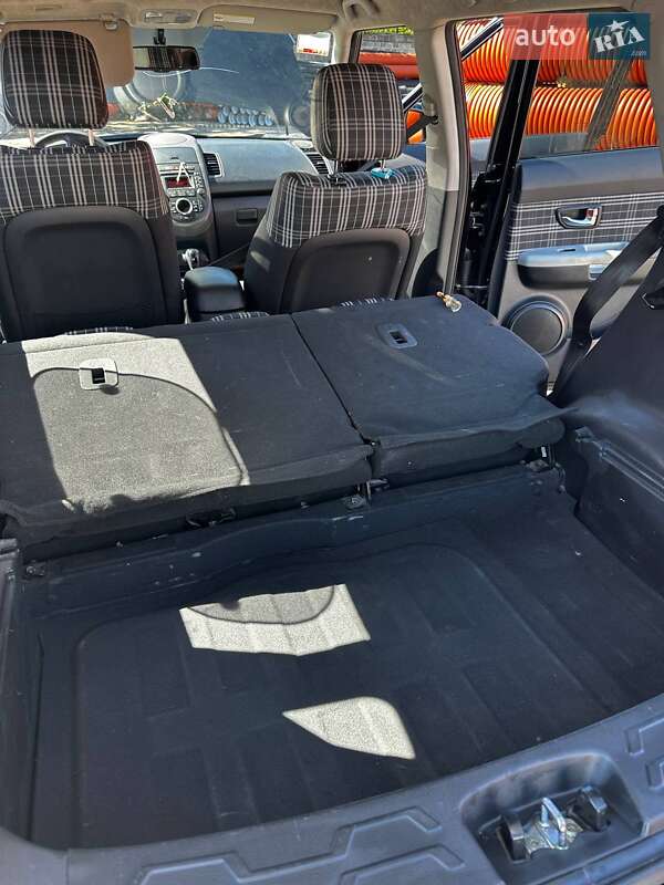 Позашляховик / Кросовер Kia Soul 2011 в Києві