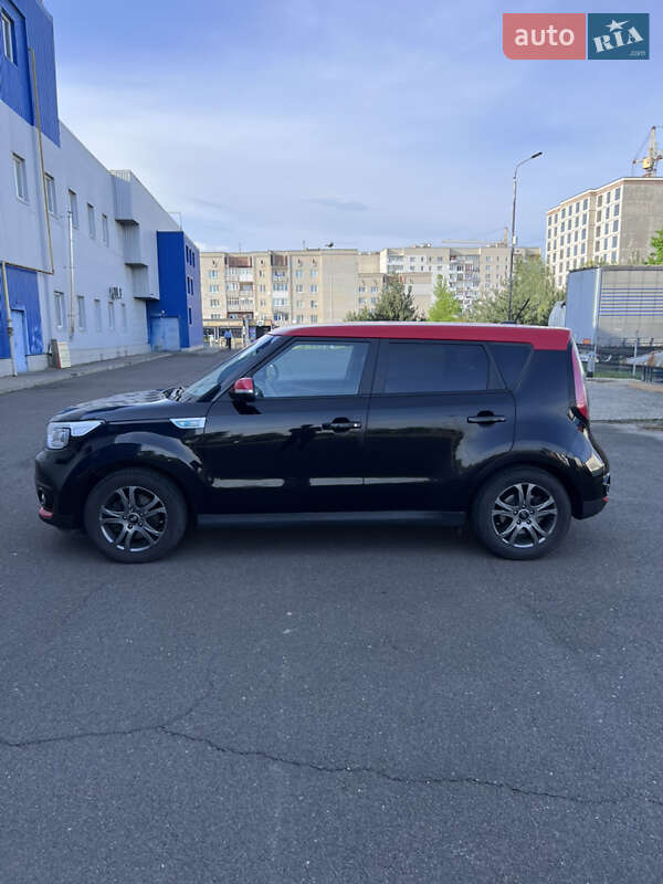 Внедорожник / Кроссовер Kia Soul 2015 в Ковеле