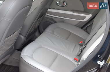 Позашляховик / Кросовер Kia Soul 2015 в 
