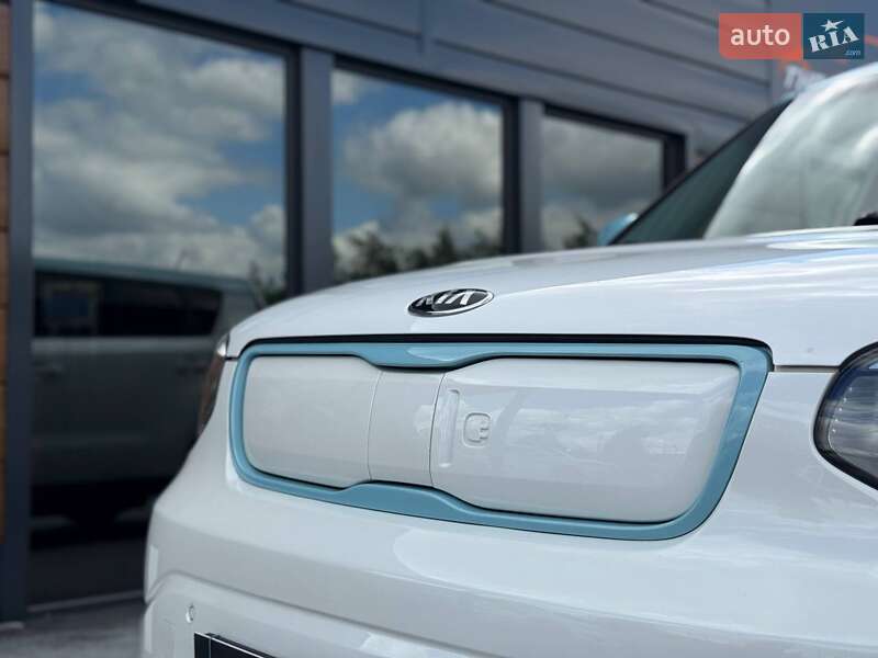 Позашляховик / Кросовер Kia Soul 2014 в Рівному