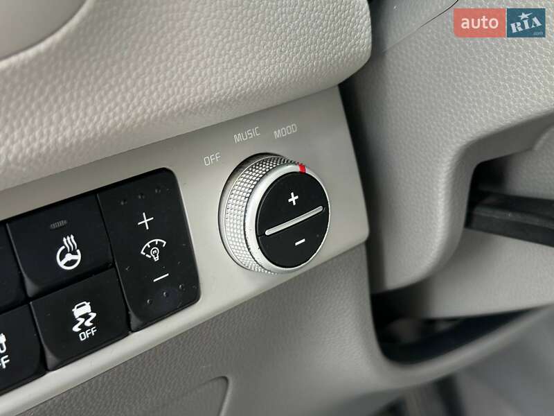 Позашляховик / Кросовер Kia Soul 2014 в Рівному