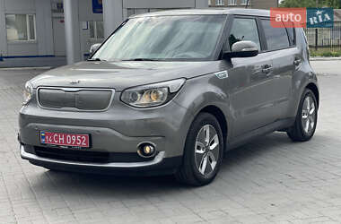 Позашляховик / Кросовер Kia Soul 2015 в Запоріжжі