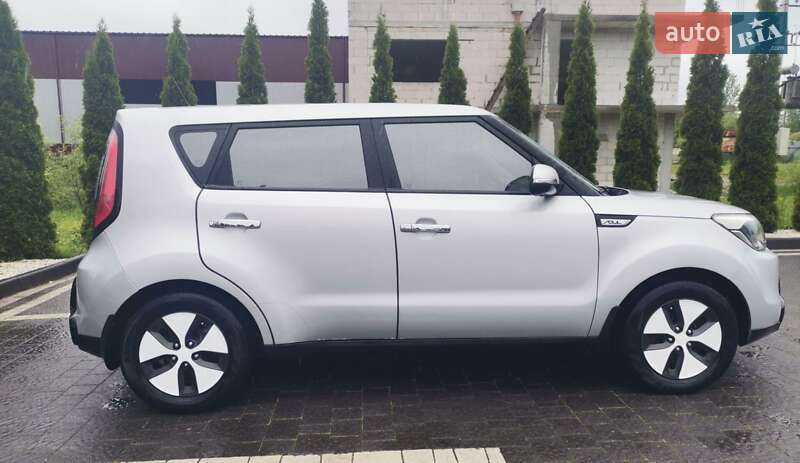 Внедорожник / Кроссовер Kia Soul 2015 в Надворной