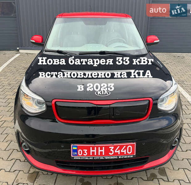 Позашляховик / Кросовер Kia Soul 2016 в 