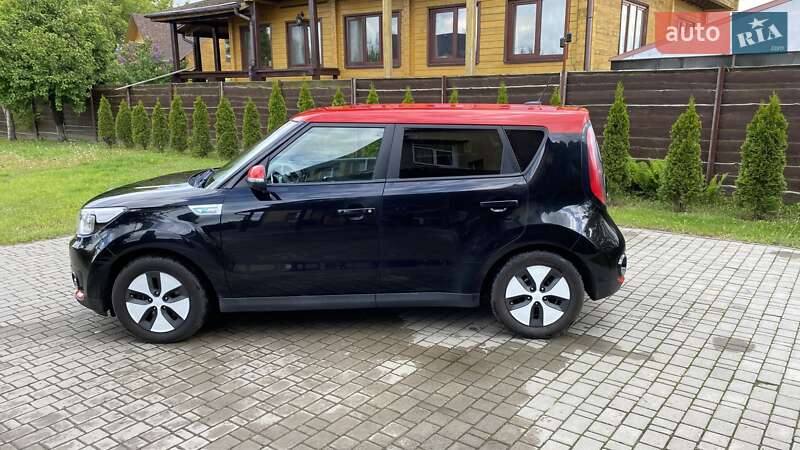 Внедорожник / Кроссовер Kia Soul 2016 в Киеве