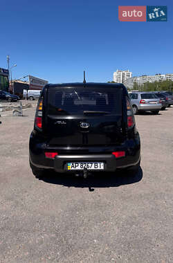 Позашляховик / Кросовер Kia Soul 2011 в 