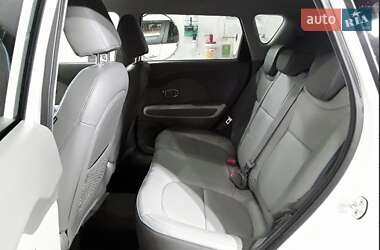 Позашляховик / Кросовер Kia Soul 2017 в 