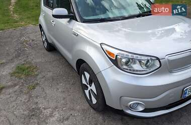 Внедорожник / Кроссовер Kia Soul 2016 в 