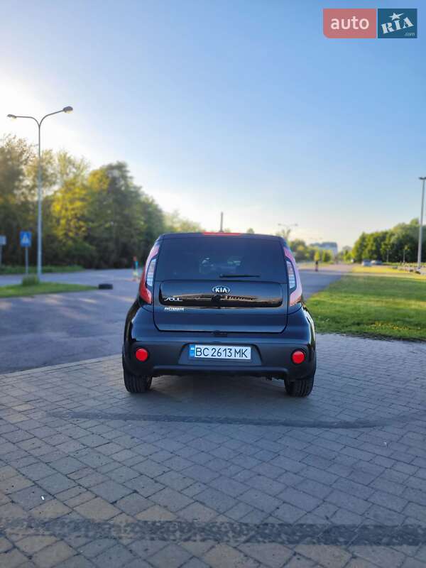 Внедорожник / Кроссовер Kia Soul 2017 в Львове