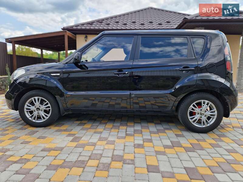 Позашляховик / Кросовер Kia Soul 2010 в Вінниці