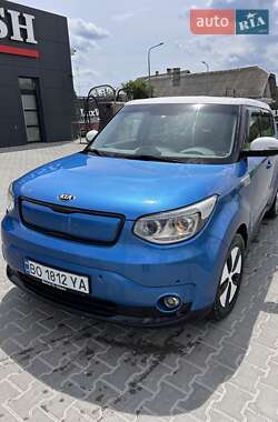 Внедорожник / Кроссовер Kia Soul 2015 в 