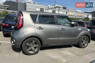 Внедорожник / Кроссовер Kia Soul 2016 в 
