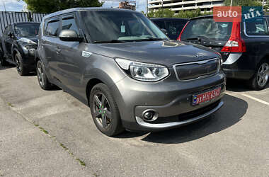 Внедорожник / Кроссовер Kia Soul 2016 в 