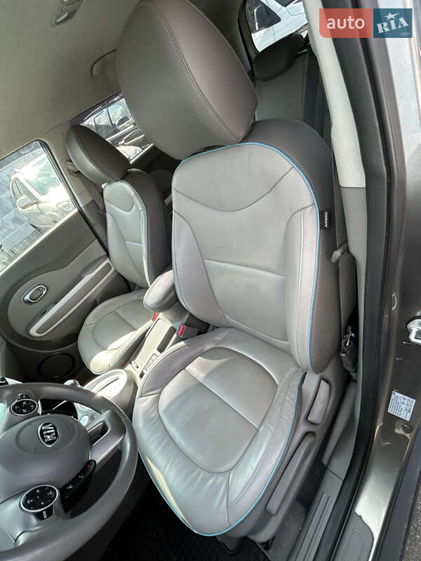 Внедорожник / Кроссовер Kia Soul 2016 в Киеве