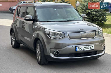 Внедорожник / Кроссовер Kia Soul 2017 в Ровно