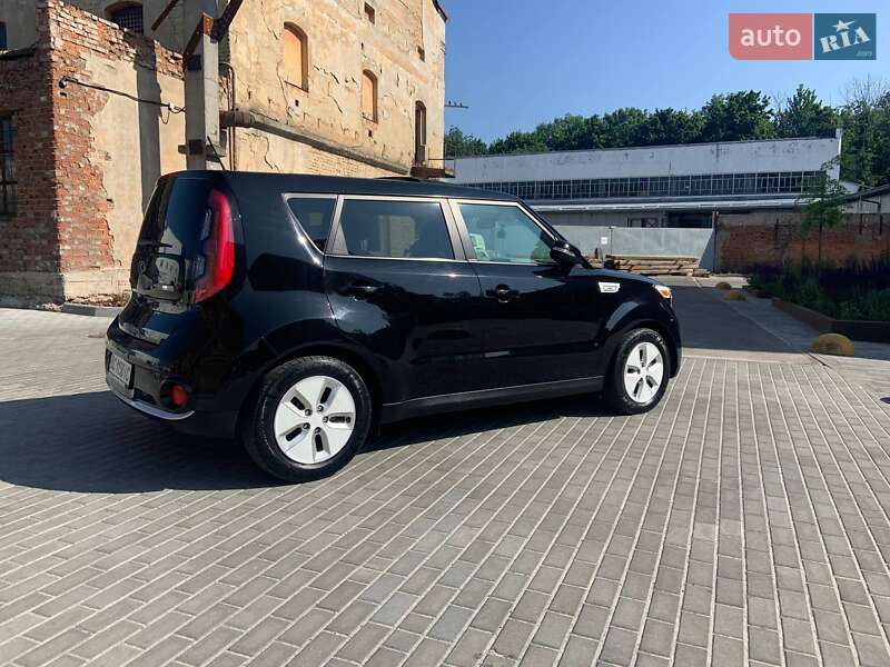 Внедорожник / Кроссовер Kia Soul 2015 в Львове фото 10 Внедорожник / Кроссовер Kia Soul 2015 в Львове