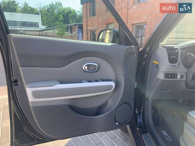 Внедорожник / Кроссовер Kia Soul 2015 в Львове фото 21 Внедорожник / Кроссовер Kia Soul 2015 в Львове