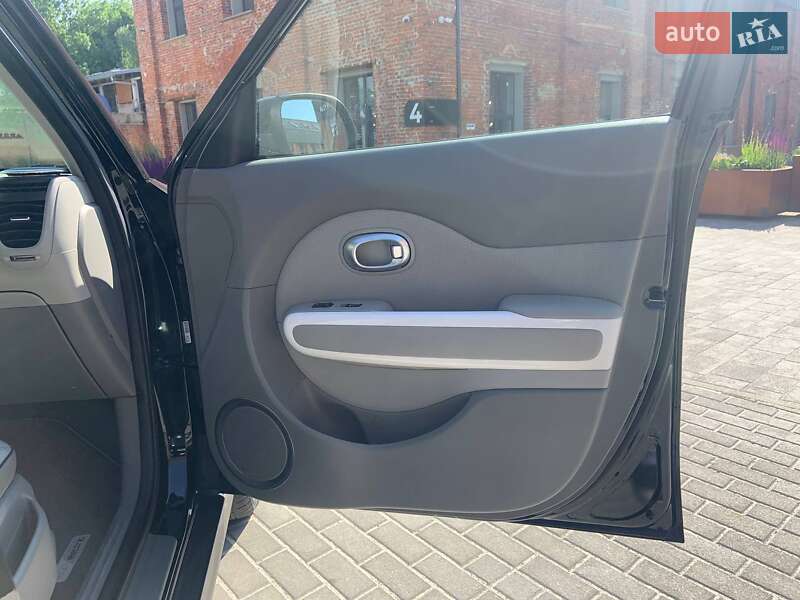 Внедорожник / Кроссовер Kia Soul 2015 в Львове фото 23 Внедорожник / Кроссовер Kia Soul 2015 в Львове