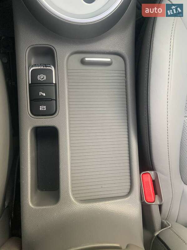 Внедорожник / Кроссовер Kia Soul 2015 в Львове фото 39 Внедорожник / Кроссовер Kia Soul 2015 в Львове