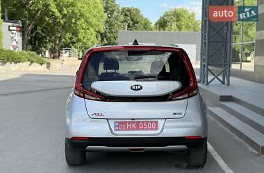 Внедорожник / Кроссовер Kia Soul 2020 в 