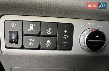 Позашляховик / Кросовер Kia Soul 2015 в 