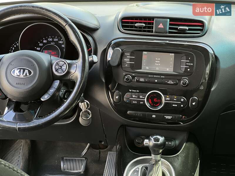 Внедорожник / Кроссовер Kia Soul 2014 в Харькове
