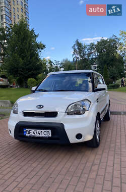 Позашляховик / Кросовер Kia Soul 2010 в Києві