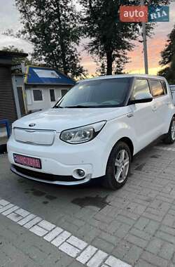 Внедорожник / Кроссовер Kia Soul 2015 в Ковеле