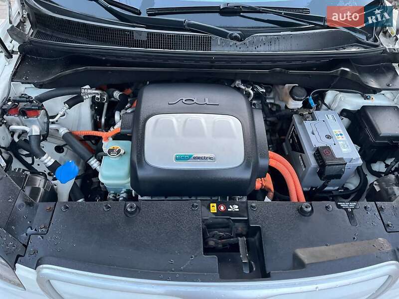 Внедорожник / Кроссовер Kia Soul 2015 в Ковеле