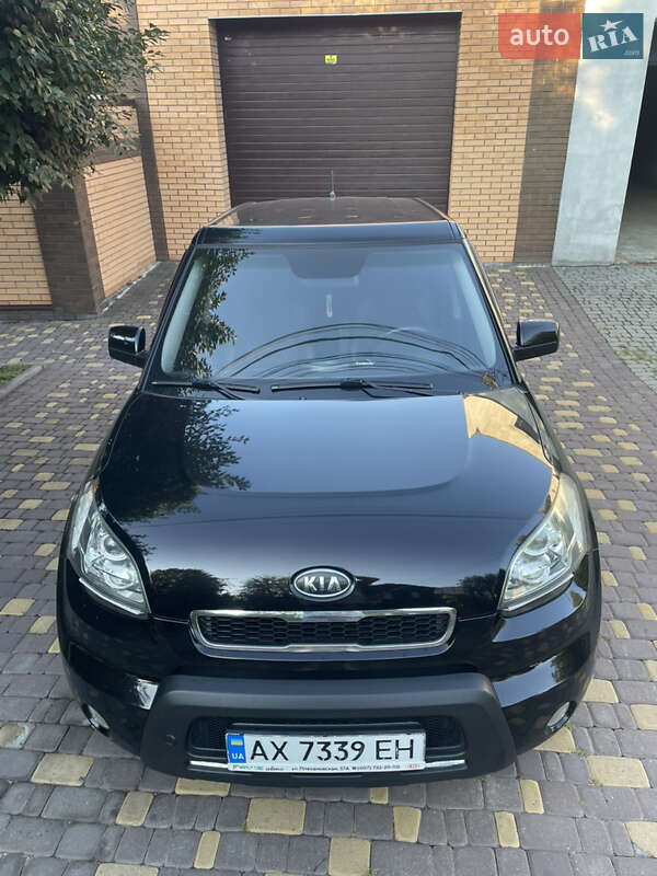 Позашляховик / Кросовер Kia Soul 2010 в Харкові фото 31 Позашляховик / Кросовер Kia Soul 2010 в Харкові