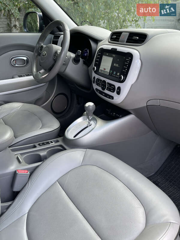 Внедорожник / Кроссовер Kia Soul 2016 в Днепре фото 25 Внедорожник / Кроссовер Kia Soul 2016 в Днепре