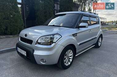 Внедорожник / Кроссовер Kia Soul 2010 в Краснограде