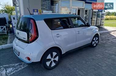 Позашляховик / Кросовер Kia Soul 2016 в Рівному