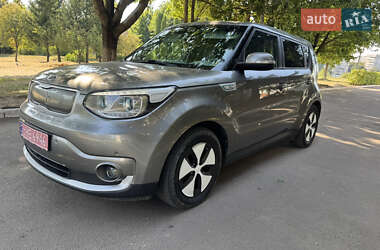 Позашляховик / Кросовер Kia Soul 2016 в Рівному