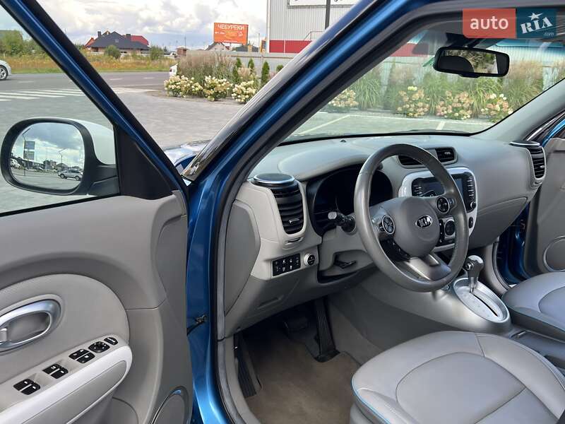 Внедорожник / Кроссовер Kia Soul 2015 в Луцке