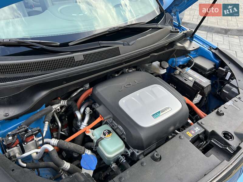 Внедорожник / Кроссовер Kia Soul 2015 в Луцке